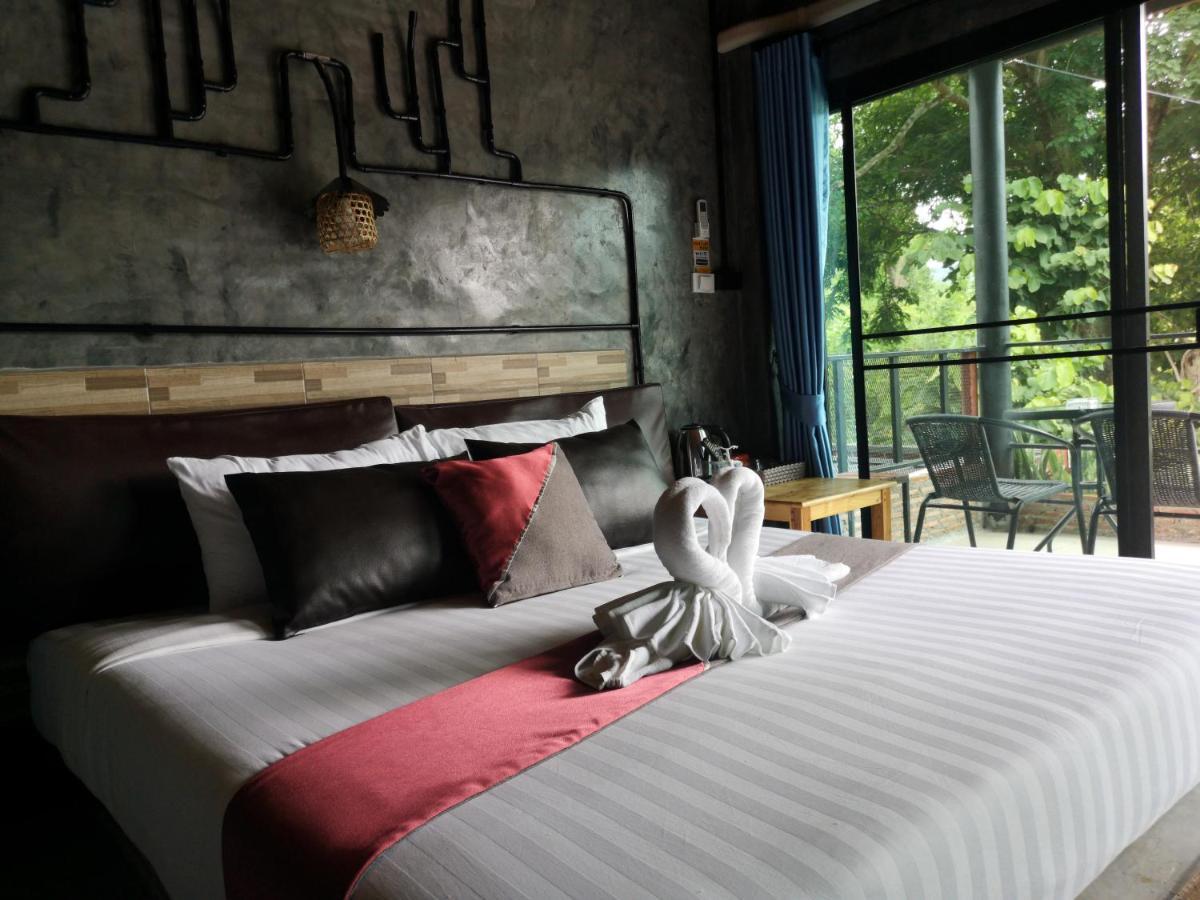 Keeree Loft Resort Thong Pha Phum Luaran gambar