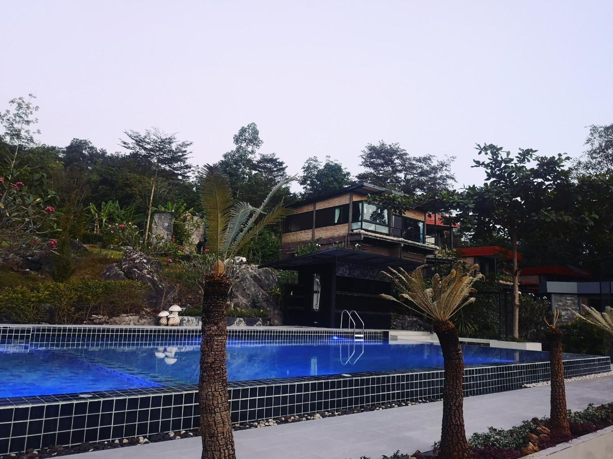 Keeree Loft Resort Thong Pha Phum Luaran gambar